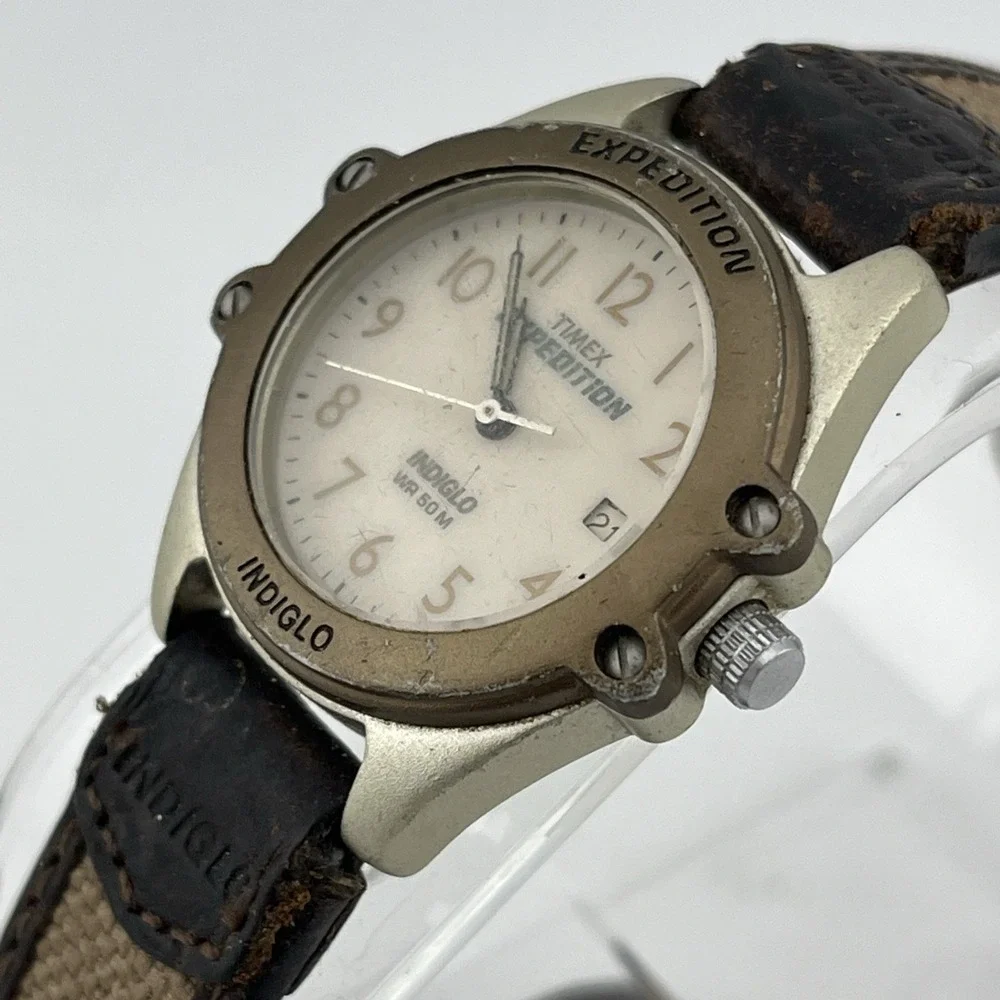 Vtg Timex Expedition‎ Watch Women Indiglo 32mm Gold Tone Leather- New Battery